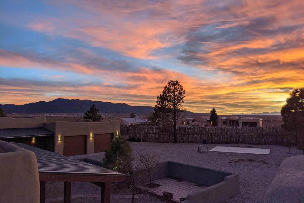 Cottam Pines A & B, Taos