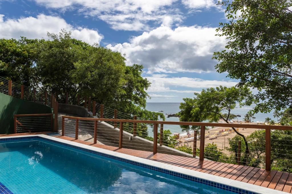 Casa com piscina, deck e vista para o mar, Morro de São Paulo