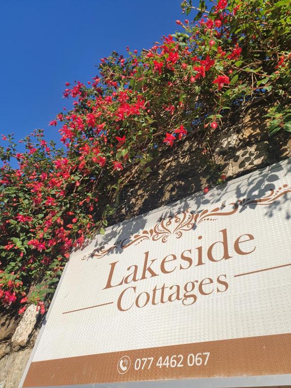 Lakeside Cottages photo