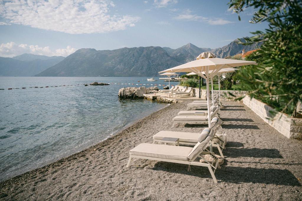 Corso Levante Luxury Suites Dobrota photo