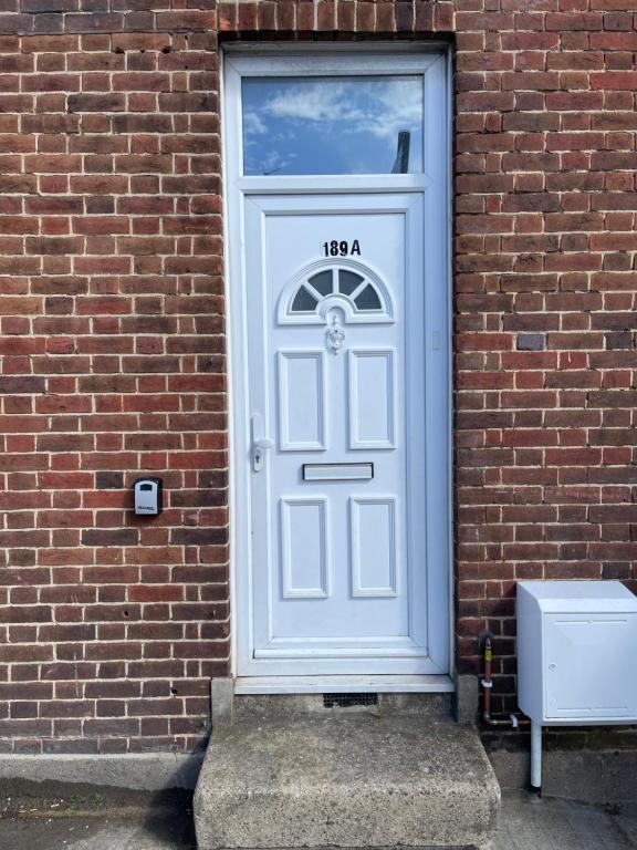 Acacia Flat 189 in Wembley photo