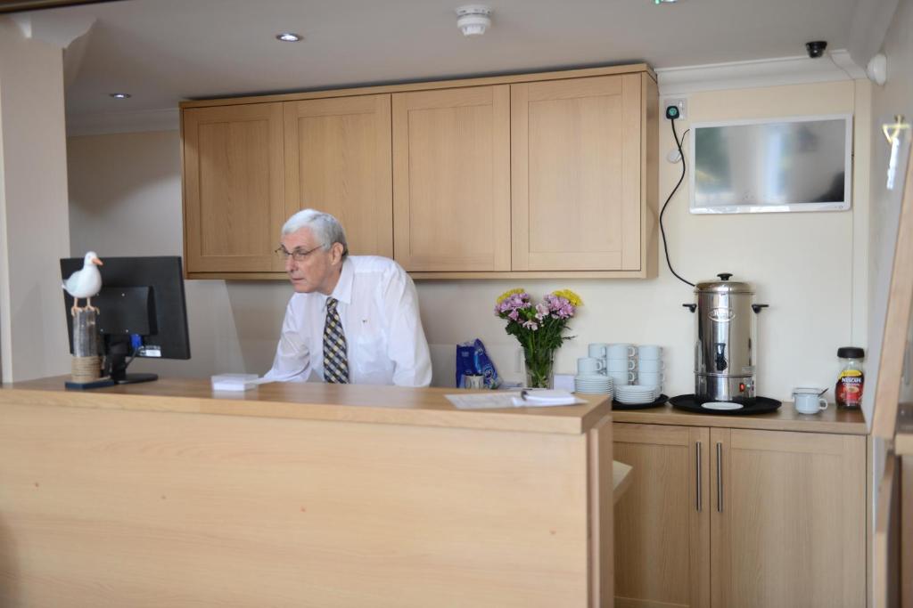 フロント・ロビー