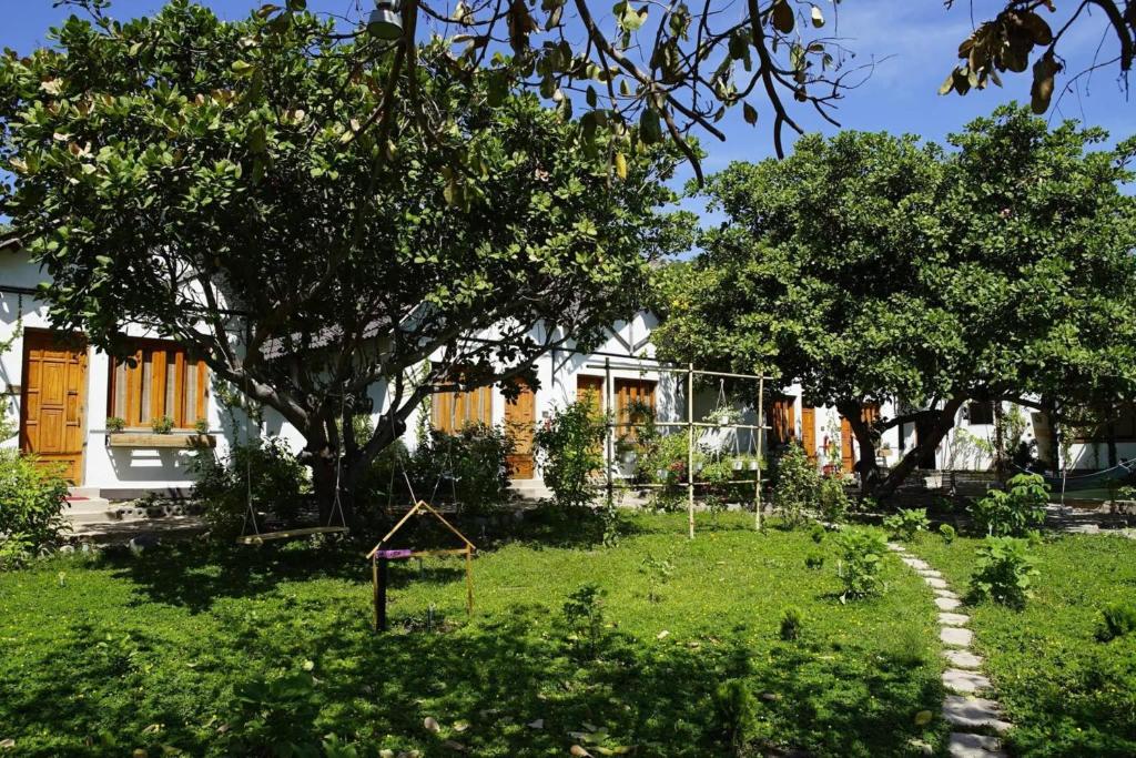 Villa Đao Hoa Vang Cam Ranh &#8211; Venuestay