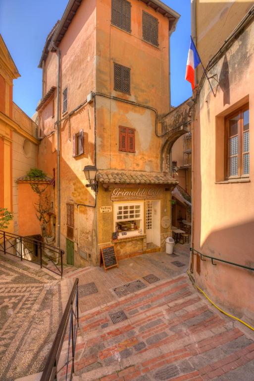 Ancienne Mairie Vieux Village Roquebrune 3 bedroom apartment - 2