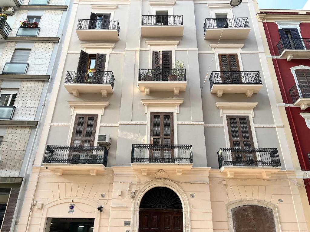 Mini Flat WiFi, Bari