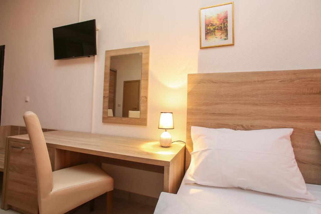 Lovely Home Rooms Center - 2