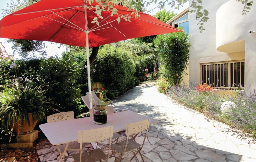 Awesome Apartment In Pignan With 1 Bedrooms And Internet