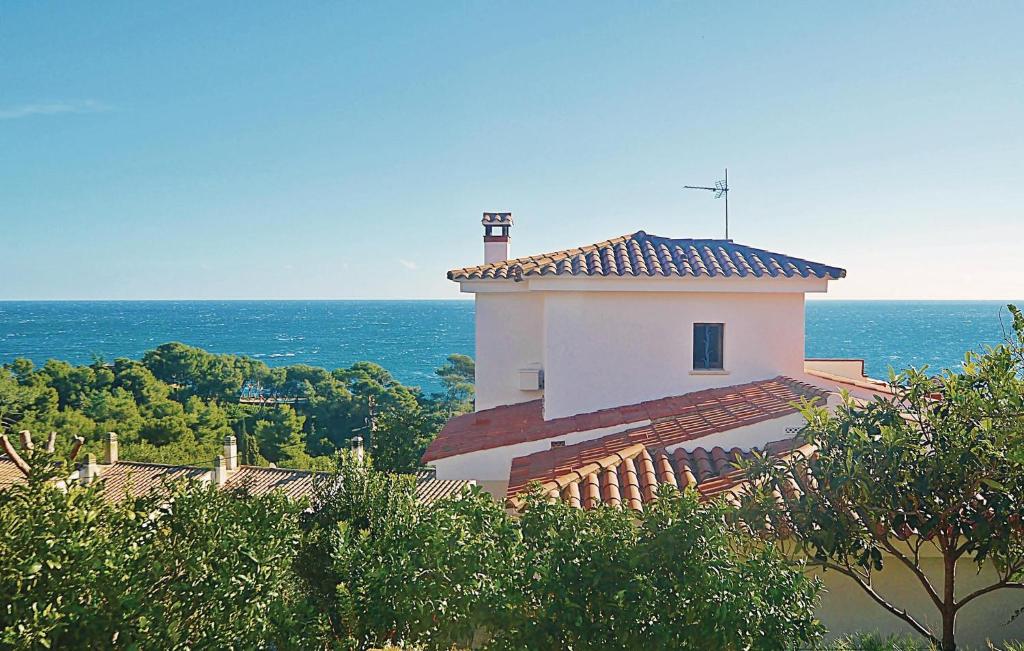 Nice Home In Tossa De Mar With Wifi - 2