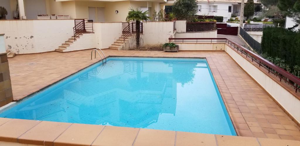 Preciosa casa con piscina de agua salada y aire acondicionado - 2