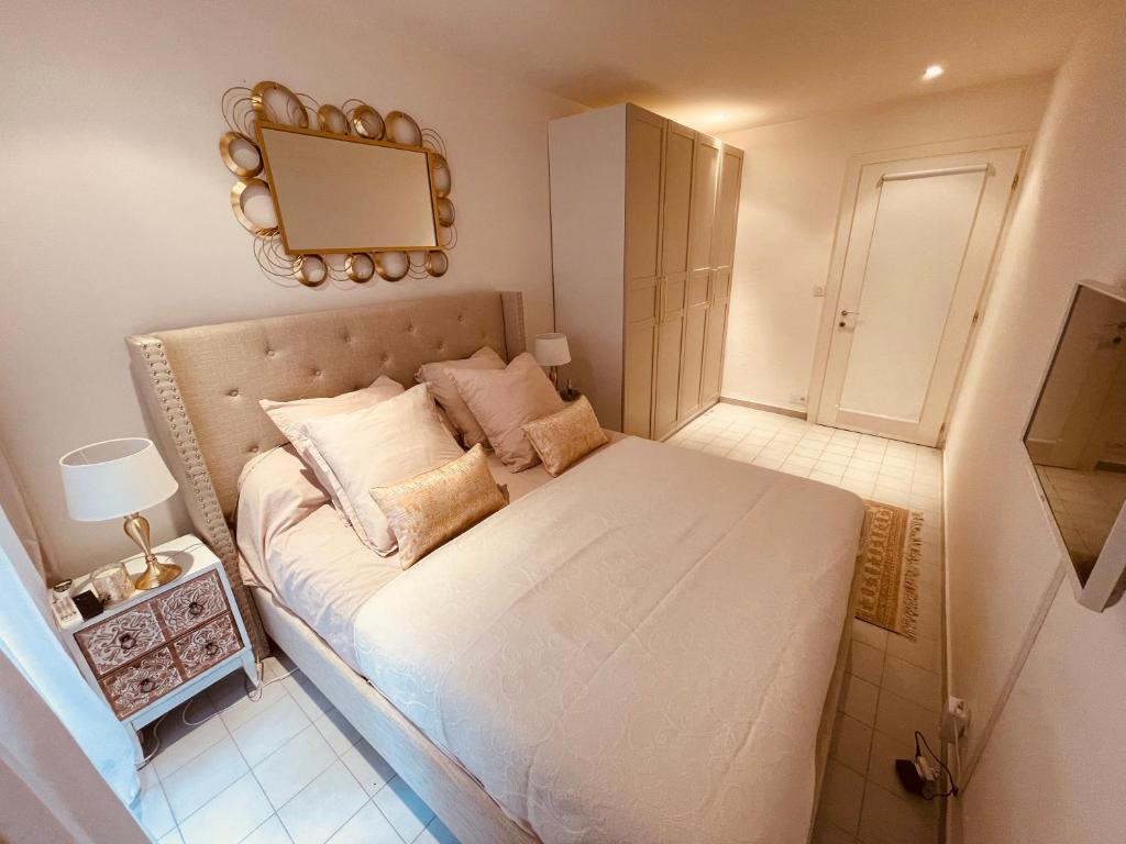 Nice Renting - PAGANINI - Spacious Apartment - 2 BedRooms - King Bed - Bathtub - Heart of Nice - 4