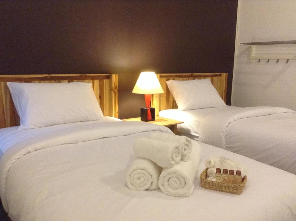 Space Ben Guest House @ Muangkao photo