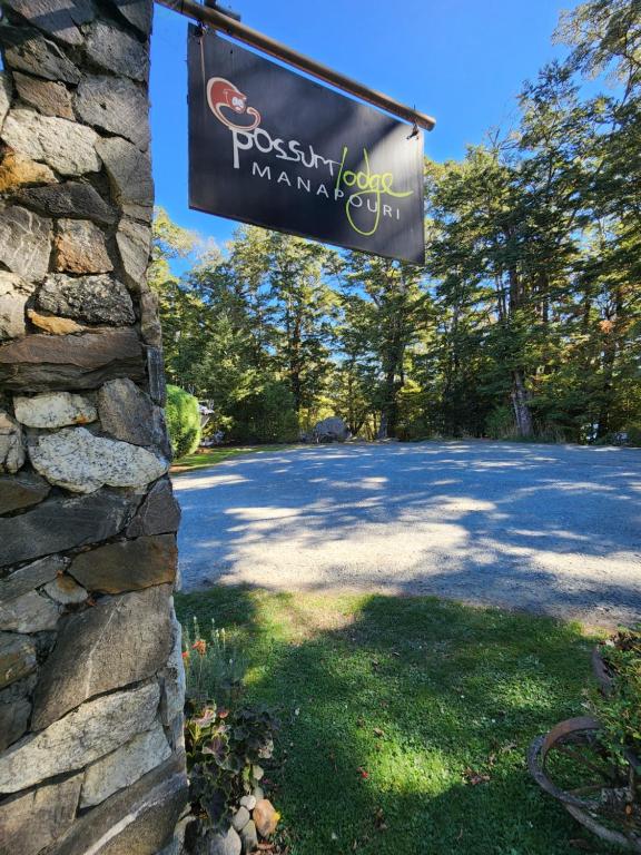 Possum Lodge — Hotel in Manapouri