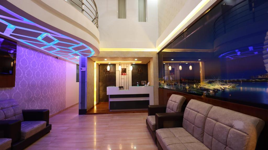Silver Suite Lodge photo