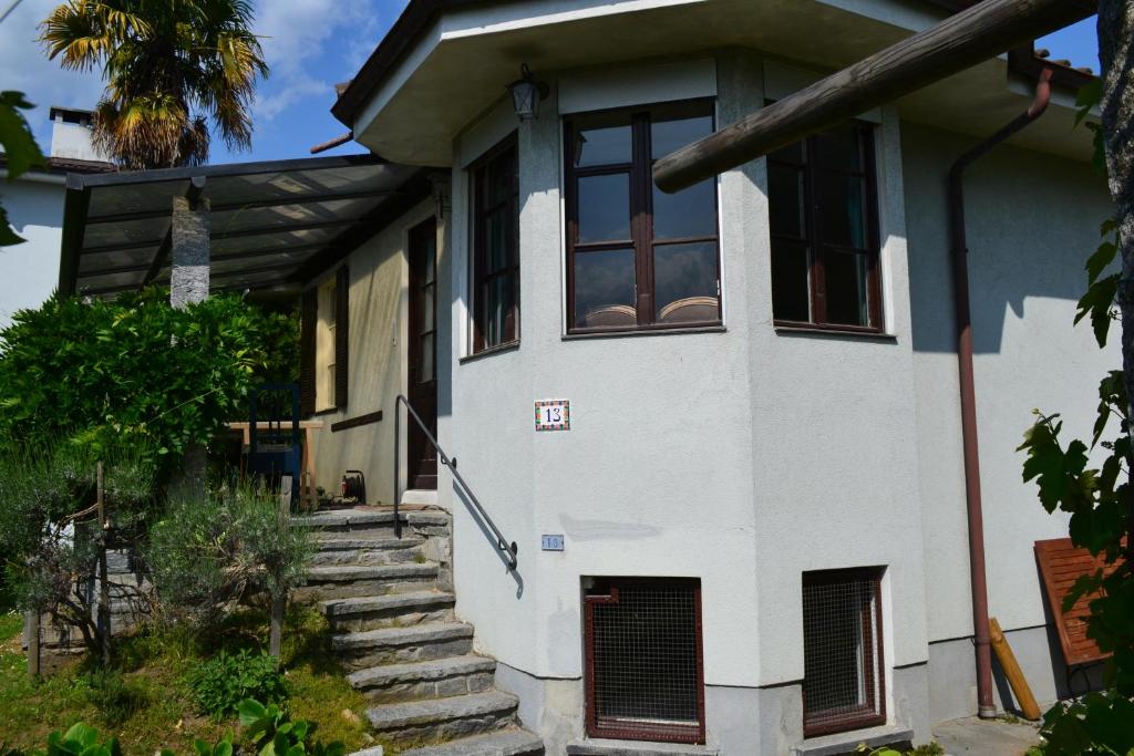 Ferienhaus mit Garten in CH 6616 Losone Tessin Casa Sabina, Losone