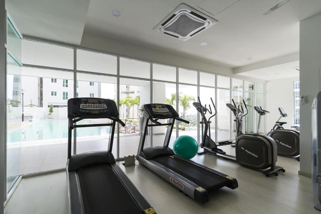 Deluxe & Feel Like a Home 2, 3-6pax, Netflix, Georgetown photo