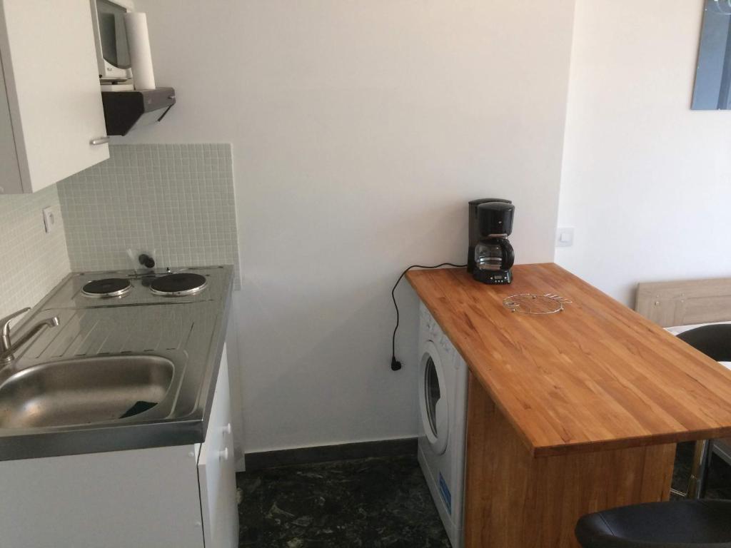 Cannes center terrace AC Wifi 200 m from sea behind Martinez - 4