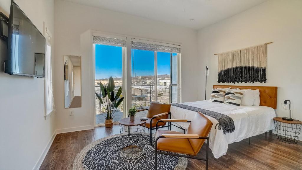 FRONTDESK Downtown Birmingham Apartments in Lakeview District — Hotel in Birmingham (AL)