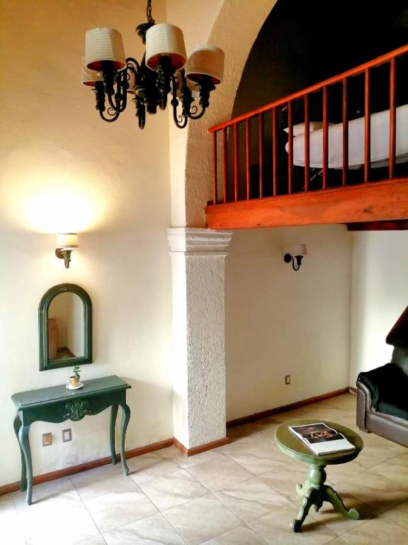 Meson de la Merced Hotel Boutique Patio & Spa photo