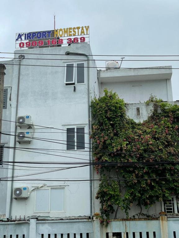 Airport homestay
