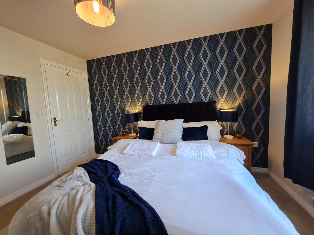 RARE FIND 3BR Detached with Garage Bike Park Wales & Brecon Beacons, Merthyr Tydfil