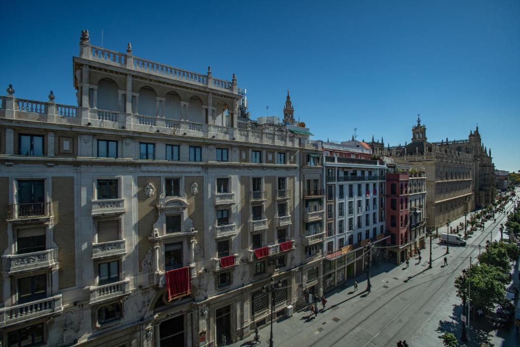 SOHO BOUTIQUE CATEDRAL — Hotel building in Seville, Andalusia