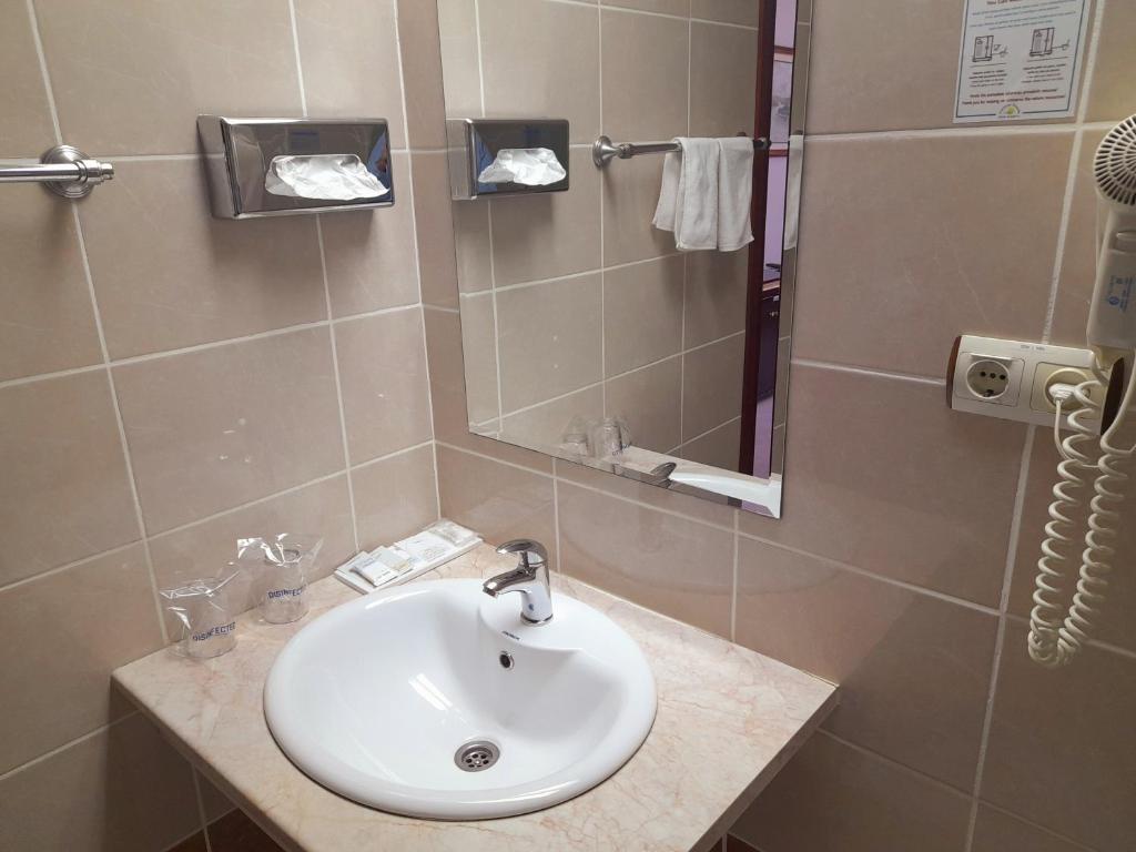 Hotel Aquastar Danube photo