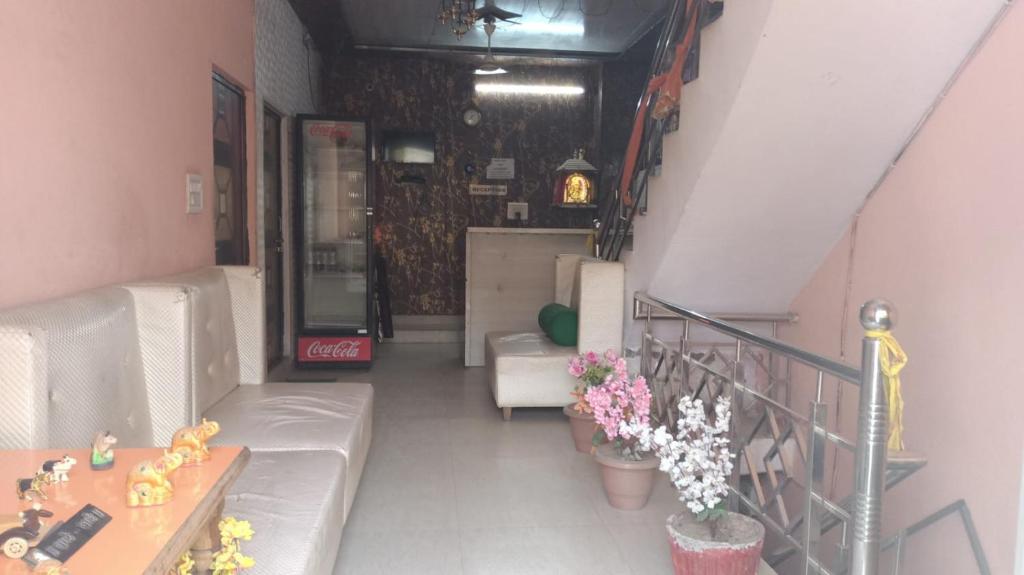 anand guest house photo