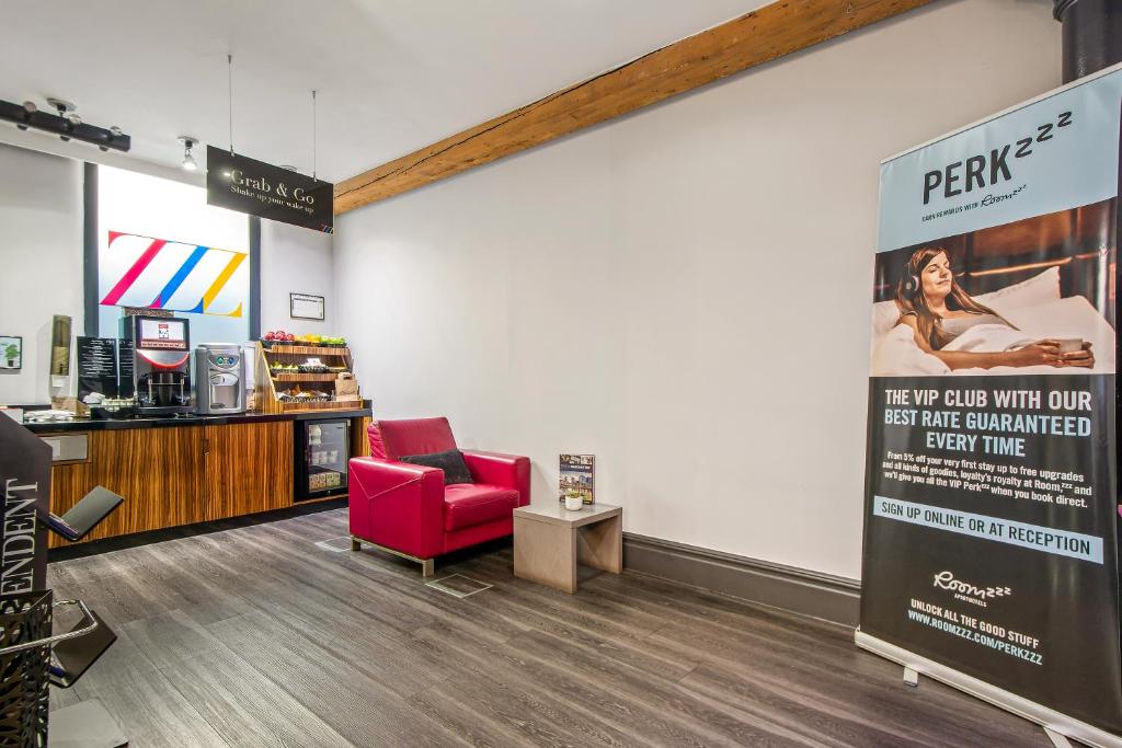 Aparthotel Roomzzz Manchester City photo