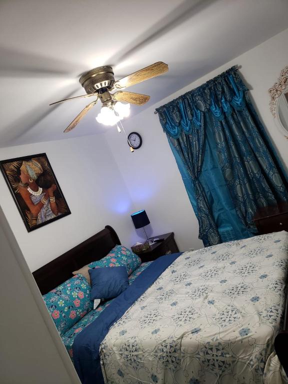 Home Away Holiday Suite photo