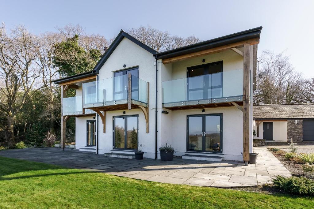 Cleabarrow View, Windermere