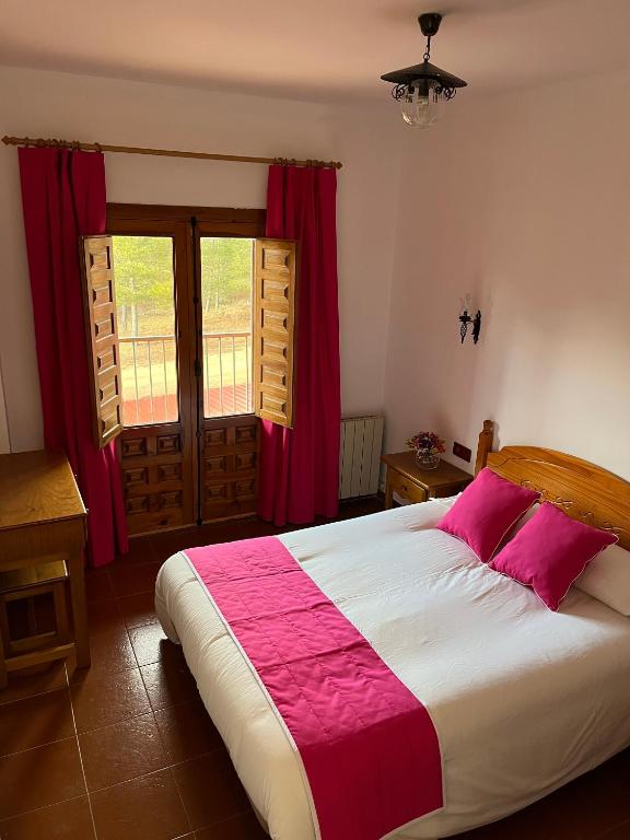 Hostal Ciudad Encantada - 3