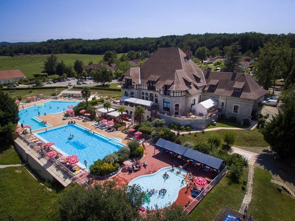 Agréable villa dans beau domaine