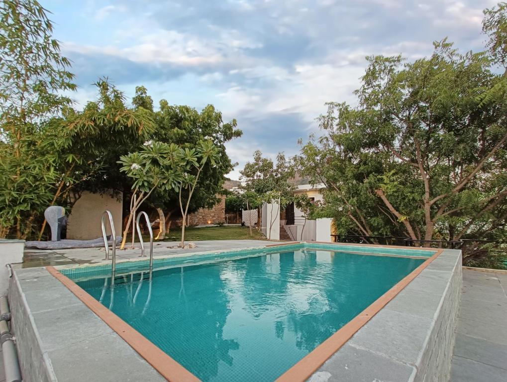 EKOSTAY Gold- Orion Villa photo