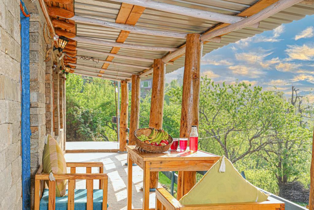 SaffronStays El Sueno, Mukteshwar - pet-friendly suatainable villa serving Pahadi meals photo