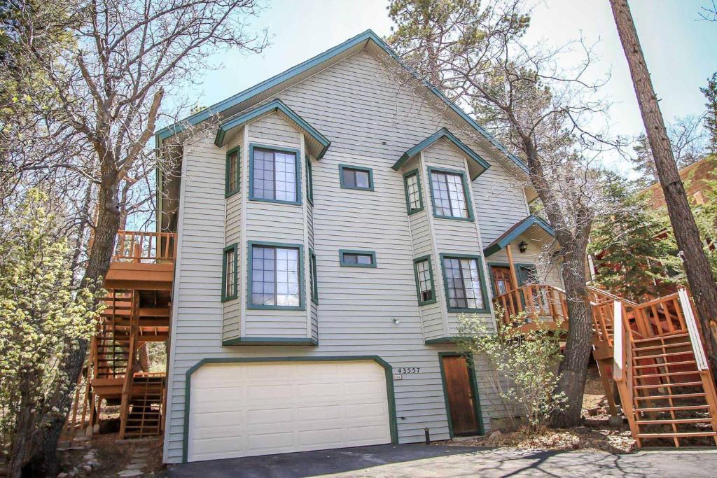 Wodehouse-1057 by Big Bear Vacations, Big Bear Lake