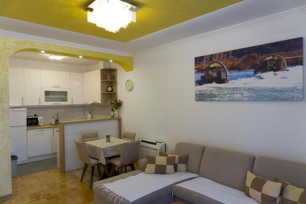 Apartman Kolo - 4
