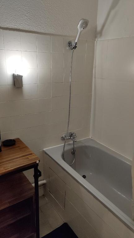 Bordeaux : grand studio cosy avec cour privative - 5