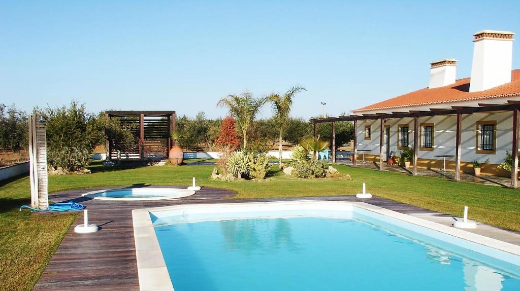 Herdade das Rosadas, Mourão