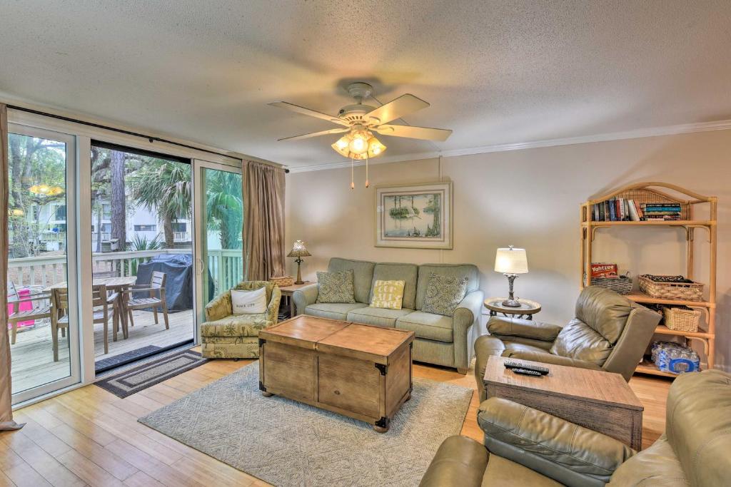 Hilton Head Island Condo about 5 Min Walk To Beach!
