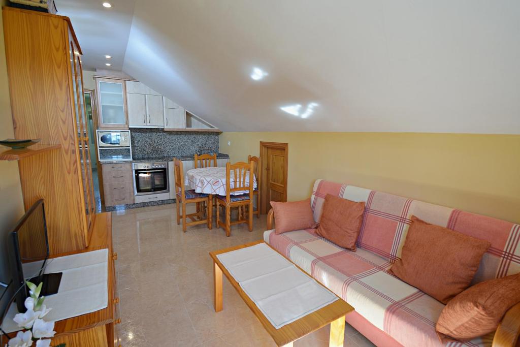 GALIHOST - Apartamentos Seixeliño en Playa Raeiros - Balea - 3