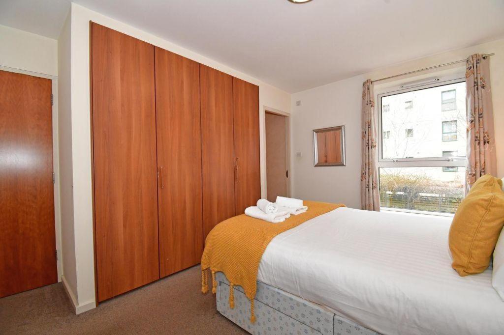 Dreamhouse Apartments Edinburgh Holyrood Park photo