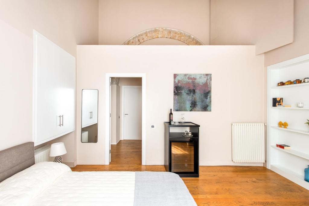 Moncada Suites & Apartments - 2