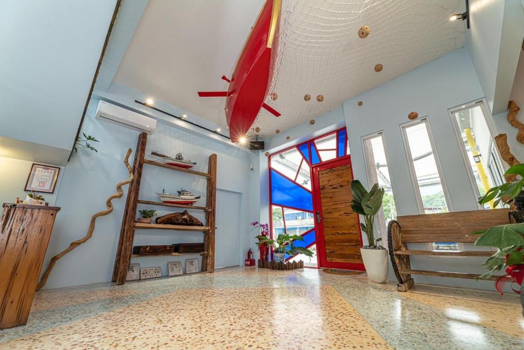 睡海邊民宿 (Sleep on Beach)