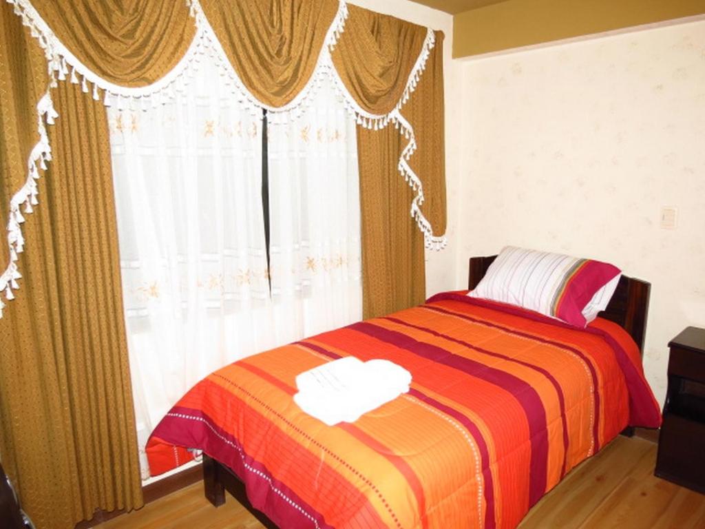 Single Room with Private Bathroom, Hotel Jumari in Uyuni