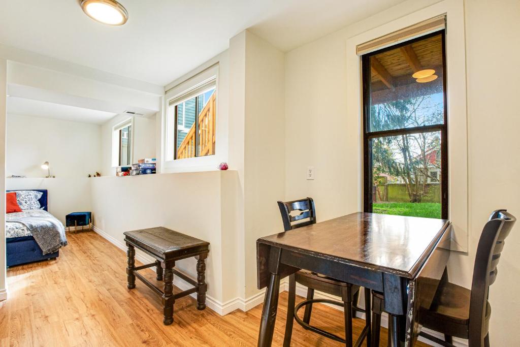 Ballard Bliss Studio photo
