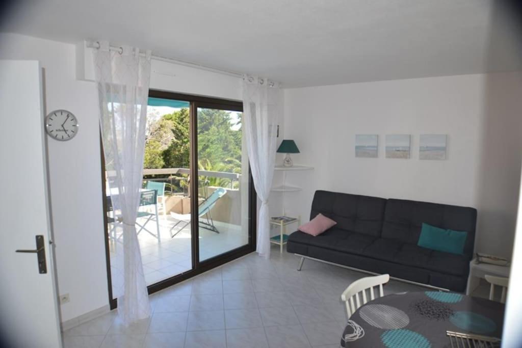 Bel Appartement 2 pièces 200m Plages - 3
