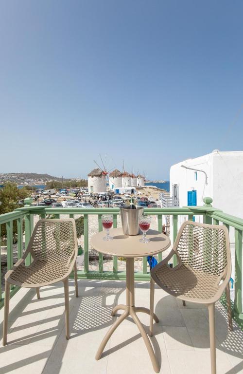 Mylos Suites photo