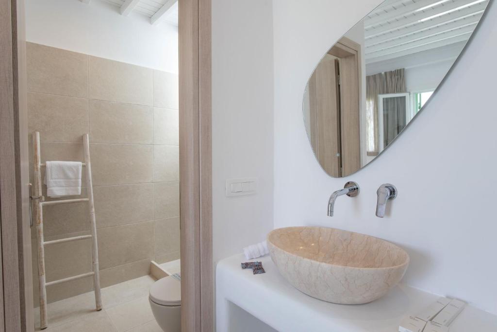 Mylos Suites photo