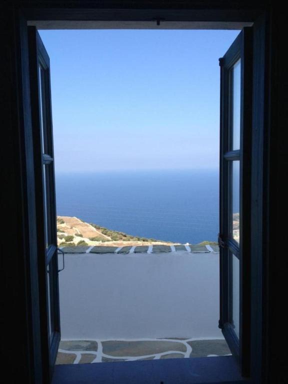 Kifines Suites photo