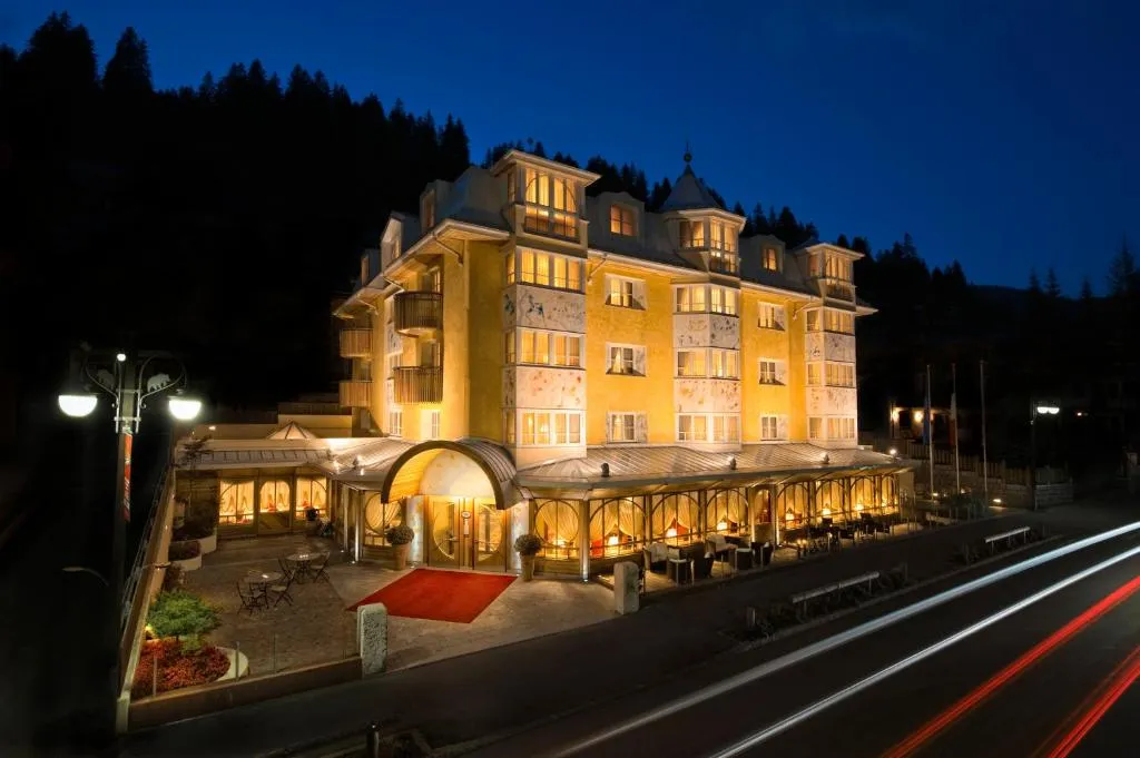 Alpen Suite Hotel, hotel in Madonna di Campiglio